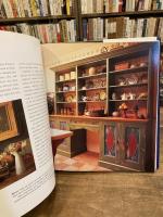 Wood: The ultimate interiors book
