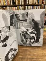 Une histoire à fleur de Seine. Présenté par René Clair.