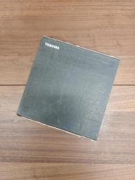 TOSHIBA