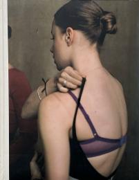 Chic clicks : creativity and commerce in contemporary fashion photography (現代ファッション写真)