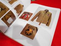 Geronimo!: U.S. Airborne Uniforms, Insignia & Equipment in World War II (Schiffer Military History)　英語版