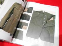 The German Reichswehr: Uniforms and Equipment of the German Army from 1919 to 1932　英語版