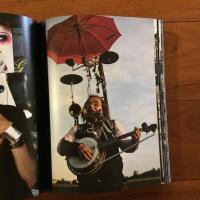 DOWN ON THE STEET（新刊・署名入）