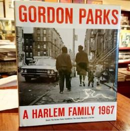 [英]A Harlem Family 1967