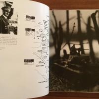 [英]Hitler Moves East