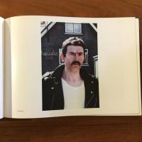 [独]a. somebody, strijen, holland