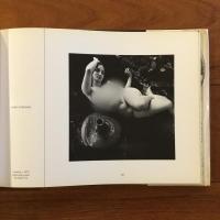 [英]Women in the magic mirror 1842-1981
