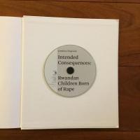 [英]Intended Consequences: Rwandan Children Born of Rape (ルワンダジェノサイドから生まれて)