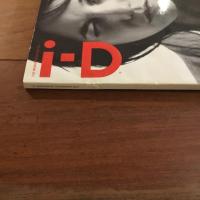 i-D magazine No.215 November 2001 The Memory Issue