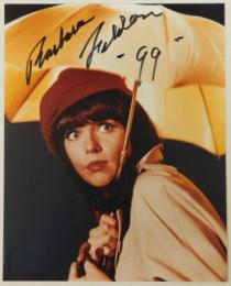 バーバラ・フェルドン自筆サイン入写真　Barbara Feldon