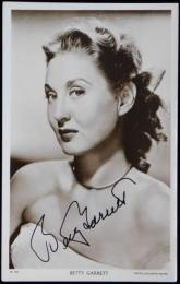 ベティ・ギャレット自筆サイン入ブロマイド　Betty Garrett