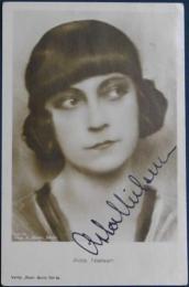 アスタ・ニールセン自筆サイン入絵葉書  Asta Nielsen