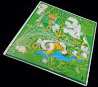 1972年ミュンヘンオリンピック競技会場立体地図、会場分布市内地図、記念小ペナント　３点一括