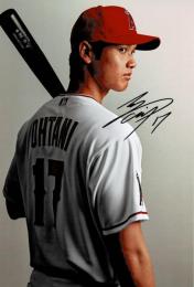 大谷翔平自筆サイン入写真（2） Shohei Ootani