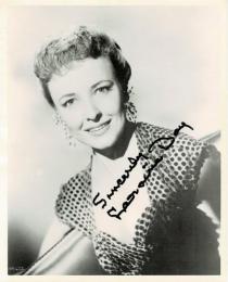 ラレイン・デイ自筆サイン入写真（２）　Laraine Day