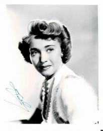 ジェーン・パウエル自筆サイン入写真（3）　Jane Powell
