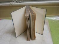 最新改訂　学生の植物界　　33版　裸本　ヤケシミ汚多し難痛有　新書　送料300円　K1左1