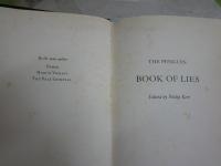 The　Penguin　Book of LIES   PHILIP KEER  　　英文ハードカバー　ヤケシミ多し　汚有　　1頁1行線引き有　レターパックプラス送付　S2左1
