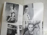 A PHOTOGRAPHIC SUPPLEMENT TO THE DIARY OF ANAIS NIN   ペーパーバック　G右1中