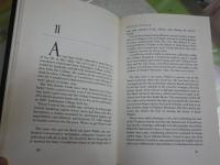 HOCUS  POCUS　　　KURT VONNEGUT　　　ハードカバー　ヤケシミ汚少難有　レターパックプラス送付　　L2