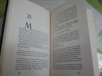 HOCUS  POCUS　　　KURT VONNEGUT　　　ハードカバー　ヤケシミ汚少難有　レターパックプラス送付　　L2