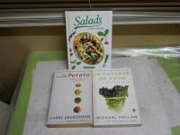 英文ペーパーバック3冊セット・THE　POTATO　LARRY ZUCKERMAN　・IN　DEFENSE　OF FOOD　MICHAEL POLLAN　・SALADS　ヤケシミ汚多し難有　レターパックプラス送付　S1右3