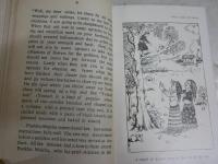 FOLK　TALES OF NEPAL　　ネパールの民話　英文ペーパーバック　ヤケシミ汚難痛有　L1左　送料300円