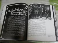 THE　SILENT　CLOWNS　　　WALTER　KERR　ウォルターカー　カバー欠　裸本　1975年　ハードカバー　ヤケシミ汚有　ゆうパック送付　E1左中