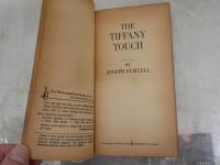 THE　TIFFANY　TOUCH　　ペーパーバック　ヤケシミ汚多し　難痛有　200イラスト　K1左1　送料300円