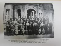 THE　AUTOBIOGRAPHY　OF　FUKUZAWA　YUKICHI　　清岡暎一訳　　訂正増補5版　　20頁分写真有　ヤケシミ汚難有　裸本　レターパックプラス送付　S1左1