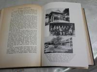 THE　AUTOBIOGRAPHY　OF　FUKUZAWA　YUKICHI　　清岡暎一訳　　訂正増補5版　　20頁分写真有　ヤケシミ汚難有　裸本　レターパックプラス送付　S1左1