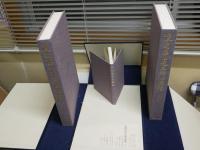 渡邊崋山先生錦心図譜　　全2巻　　附冊「崋山先生を語る」　計3冊セット　帙　外段ボール箱あり　　一部シミ有　定価8万5千円　3F　ゆうパック送付