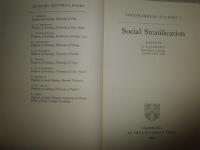 Social Stratification   J.A.Jakson著　ハードカバー　ヤケシミ汚有　L2