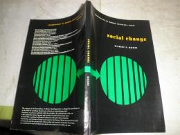 social change　社会変動　　wilbert E.moore   ヤケシミ汚難有　ペーパーバック　L2