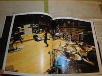 ONE OK ROCK PRIMAL FOOTMARK　♯5　写真集　裸本　カード付　R1下段