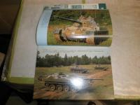 世界の戦車と自走砲/ミサイル  1985‐1986　　PANZER臨時増刊第137号　　汚難痛有　　E2右
