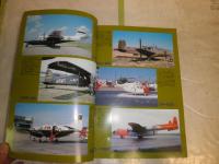 航空ファン別冊　 ILLUSTRATED NO.35 　アメリカ軍用機1945～1987 海軍/陸軍編　少汚少痛難有　E2右