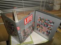 LIFE　GOES TO THE MOVIES　函　　ヤケシミ汚難痛有　濡れ跡有　　監修淀川長治　ゆうパック送付　E2左