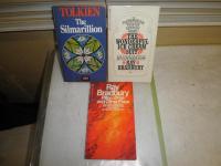 RAY BRADBURY  Pillar of Fire and other Plays  The Wonderful Lce cream Suit   TOLKIEN   The Silmarillion   ブラッドベリ2冊　トールキン1冊　　洋書計3冊セット　　ヤケシミ汚多し　難痛有　　ペーパーバック　G5前