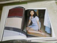 月刊池脇千鶴　　078　2006年6月　写真藤代冥砂　折れ跡有　　E10左下段