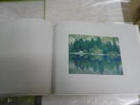 画集　白い馬の見える風景　　東山魁夷著　　ヤケシミ汚難有　　本体上部波打ち有　　ゆうパック送付　　E2左