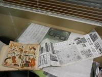 図版・図案・挿画・グラビア・色見本等　切取りノートに貼付したもの　　43丁　ヤケシミ汚難痛有　H3左2箱