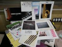 ヤマハ音楽楽器　カタログ・チラシ音楽関連　ピアノ　キーボード　エレクトーン　オルガン　クラビノーバ　サウンドステレオ　　50部以上まとめて一括　ヤケシミ汚難痛有　　ゆうパック送付　　E2右中