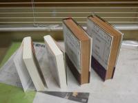 やちまた　足立巻一著　単行本上下2冊　文庫本上下2冊　　4冊セット　　・河出書房新社昭和49年10月初版帯　ヤケシミ汚多し　　・中公文庫2015年3月　初版　　レターパックプラス送付　J3右1