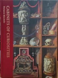 Cabinets of curiosities.