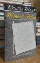 Women & Fiction: The Manuscript Versions of a Room of One's Own