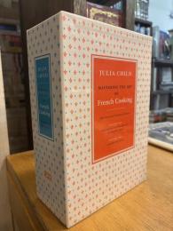 Mastering the Art of French Cooking (2 Volume Box Set): A Cookbook
