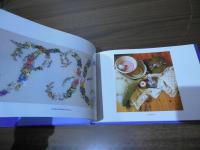 Embroidered Garden Flowers (Milner Craft Series)