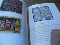 The Embroidery Book: Visual Resource of Color & Design - 149 Stitches - Step-by-Step Guide