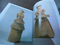 女性はにわ : その装いとしぐさ